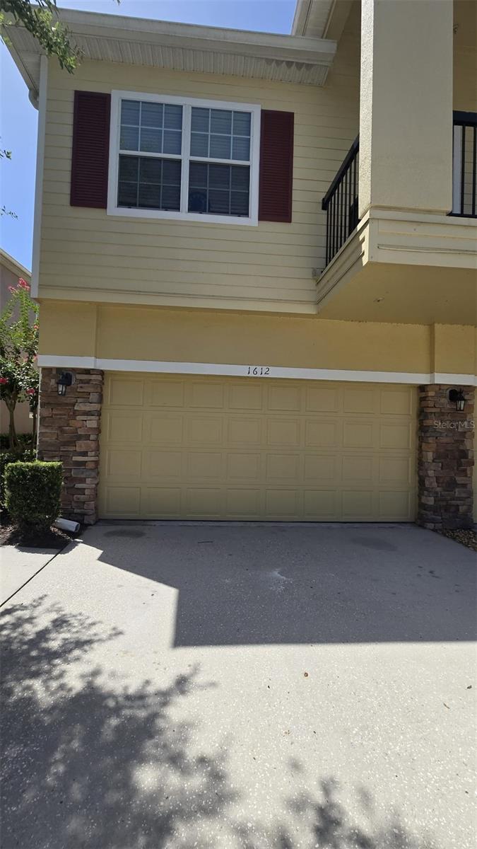 3 Bedroom, 2.5 Bath Townhouse for Rent, 2 car garage end unit, a private patio with views of a conservation area and a pond! The large living room/dining room combo is perfect for entertaining, all bedrooms are upstairs. Gated community offers a pool, cabana, basketball court, picnic area with barbecue option and 2 playgrounds areas. Recently upgraded. You cannot miss this opportunity