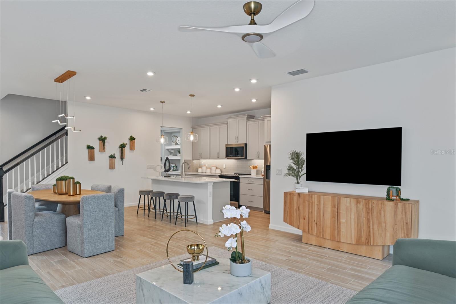 BLOOMINGDALE TOWNES - Residential