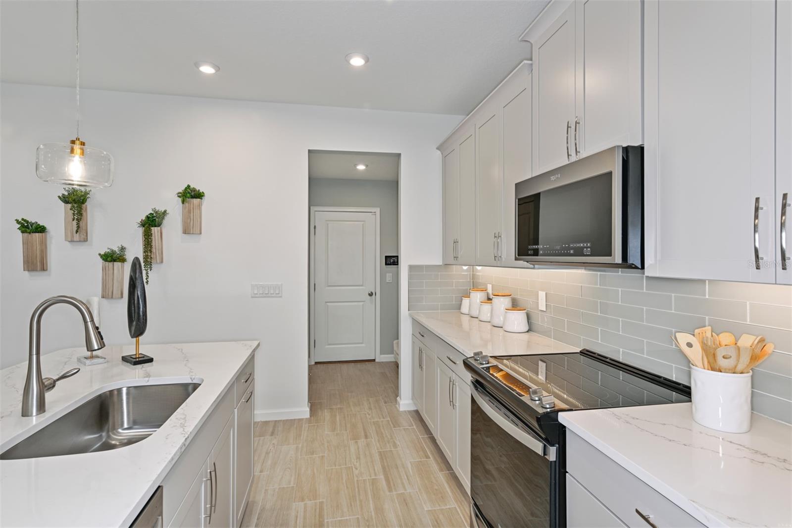 BLOOMINGDALE TOWNES - Residential