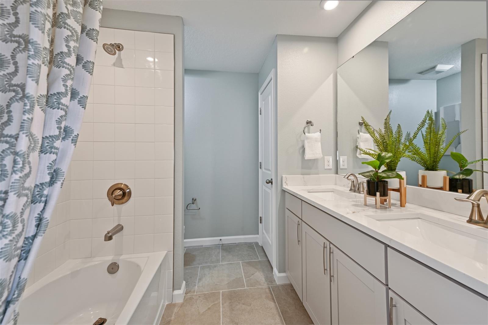 BLOOMINGDALE TOWNES - Residential