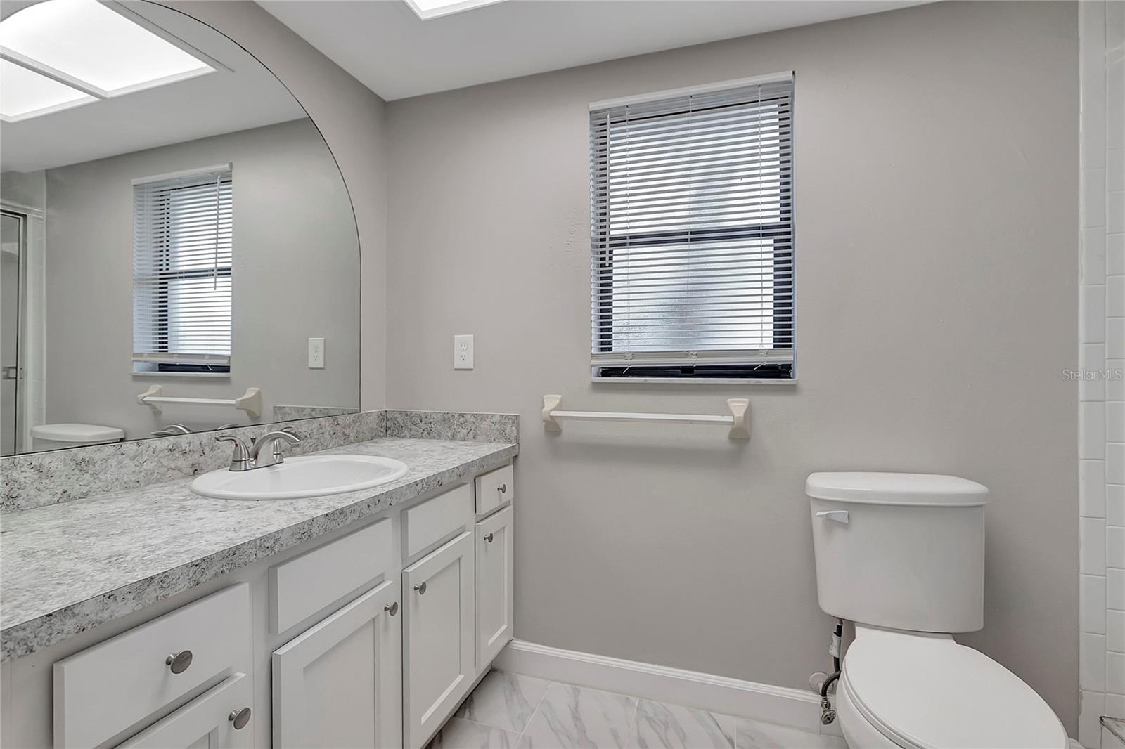 ALOHA GARDENS - Residential