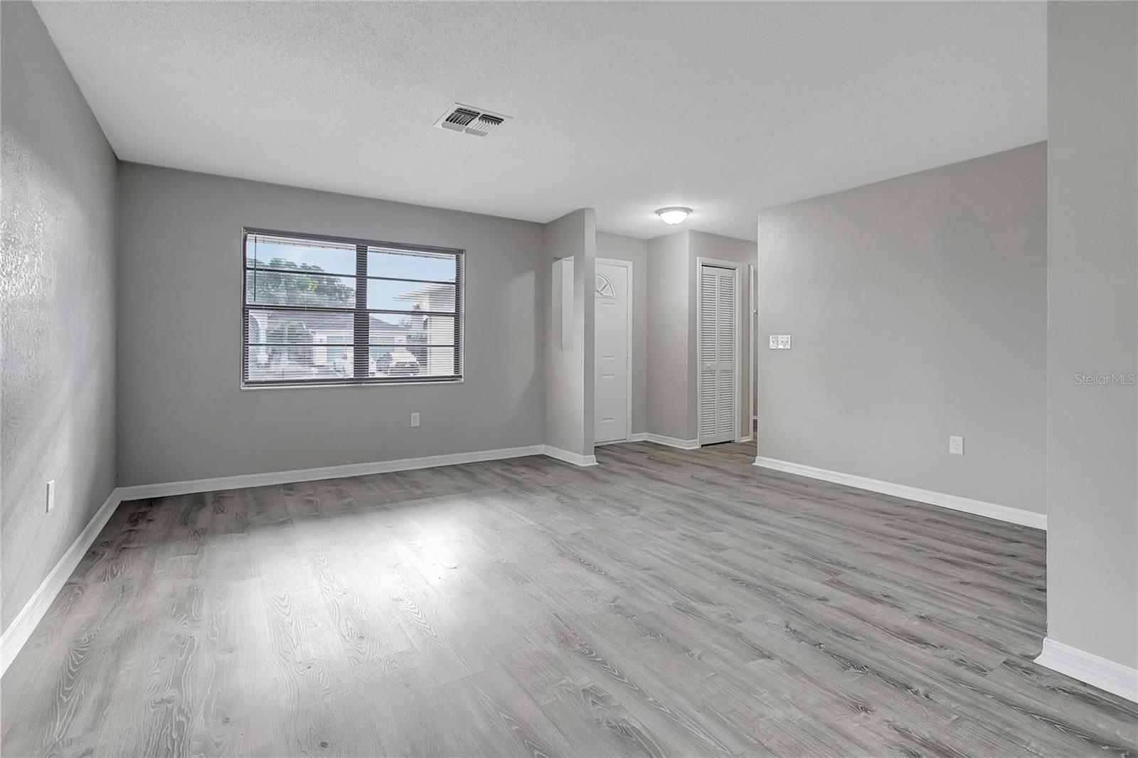 ALOHA GARDENS - Residential