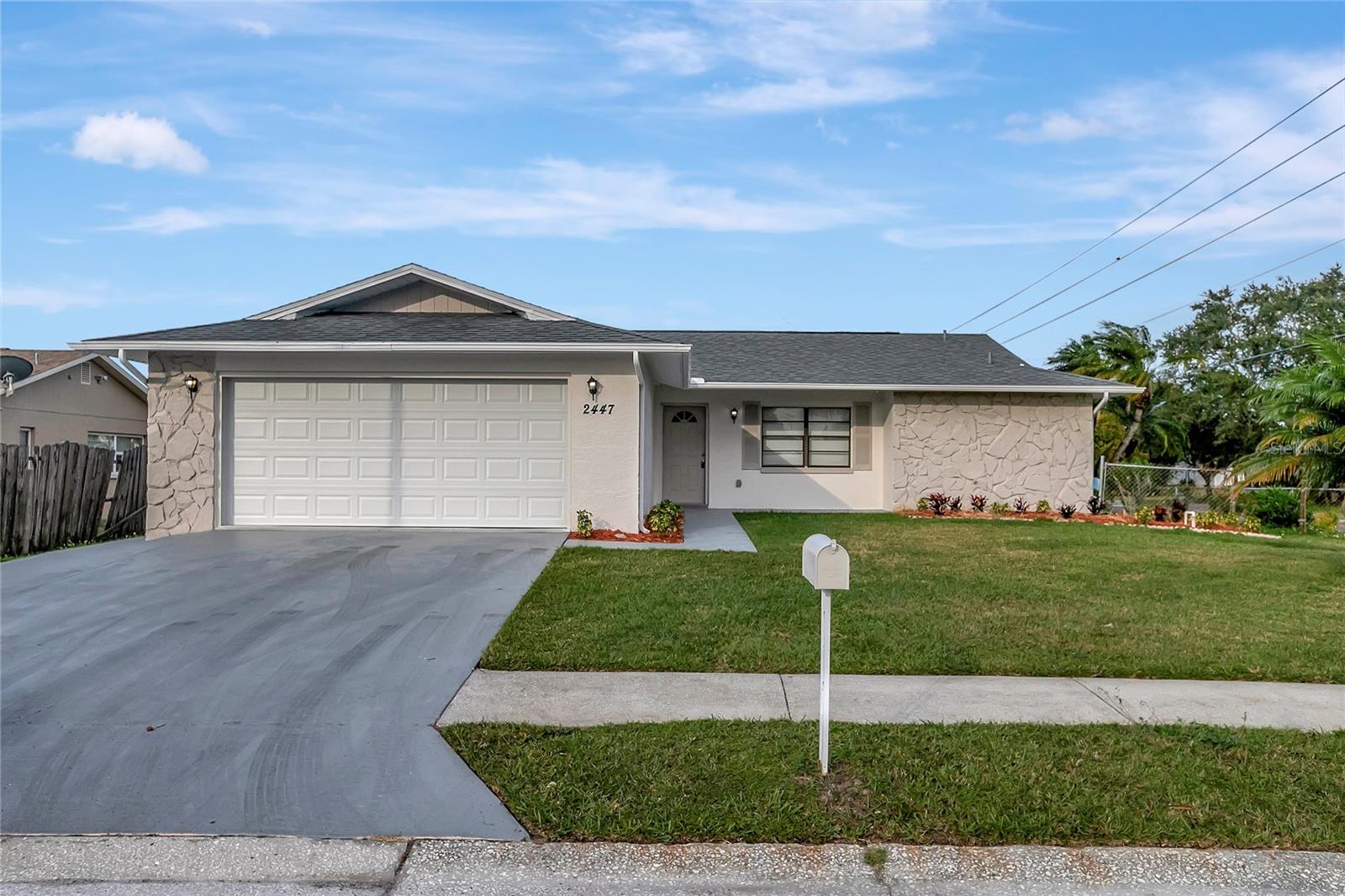 ALOHA GARDENS - Residential