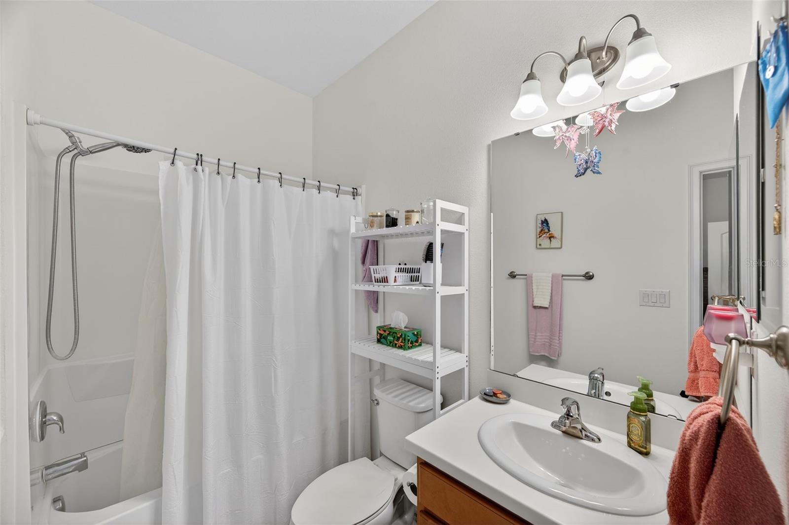 VILLAGES AT AVALON 3B-3 - Residential