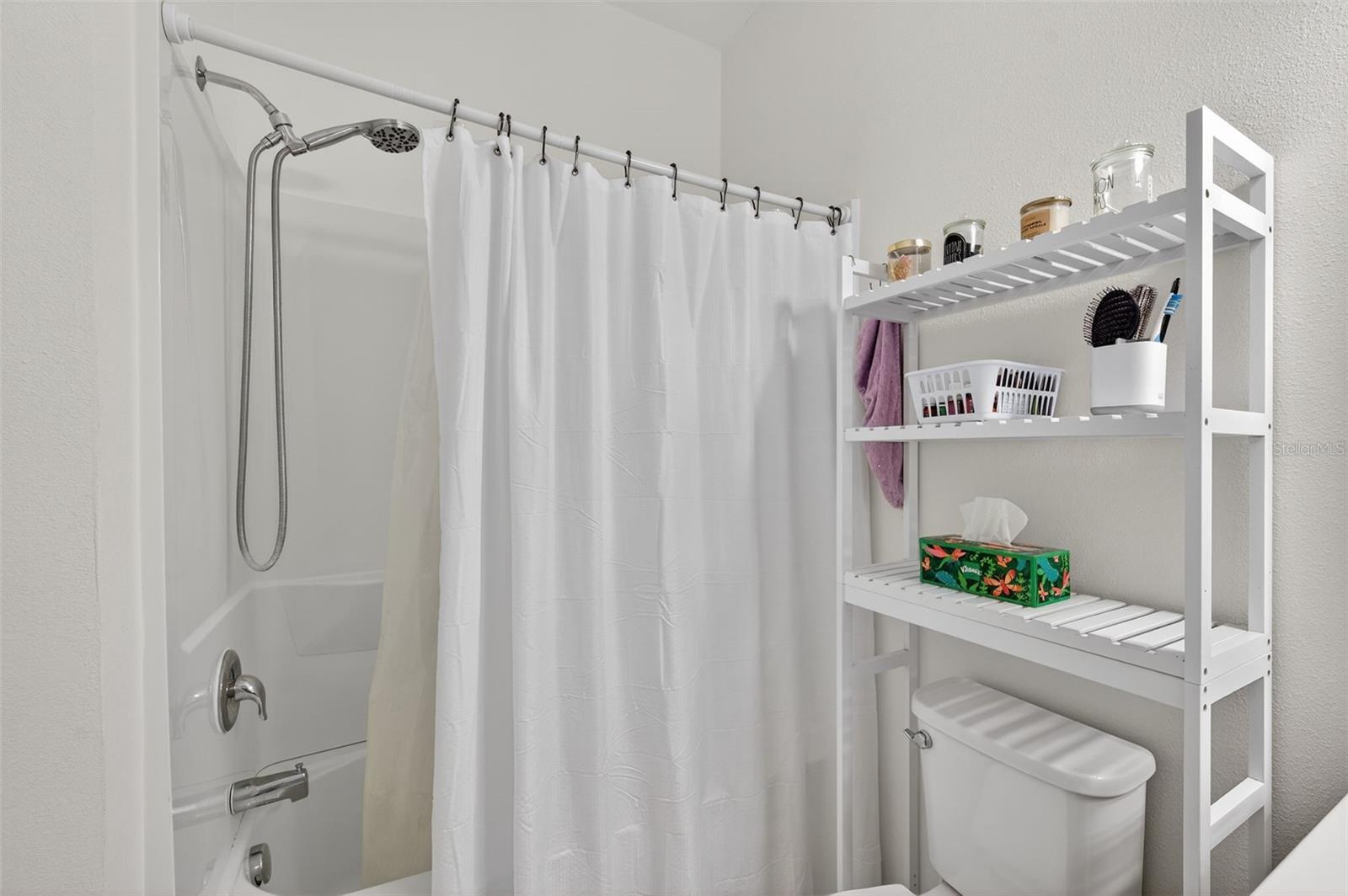 VILLAGES AT AVALON 3B-3 - Residential