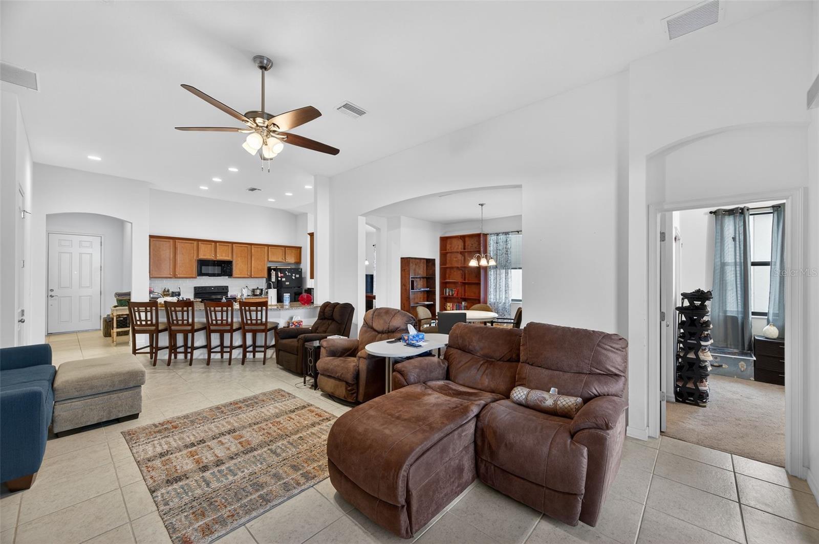 VILLAGES AT AVALON 3B-3 - Residential