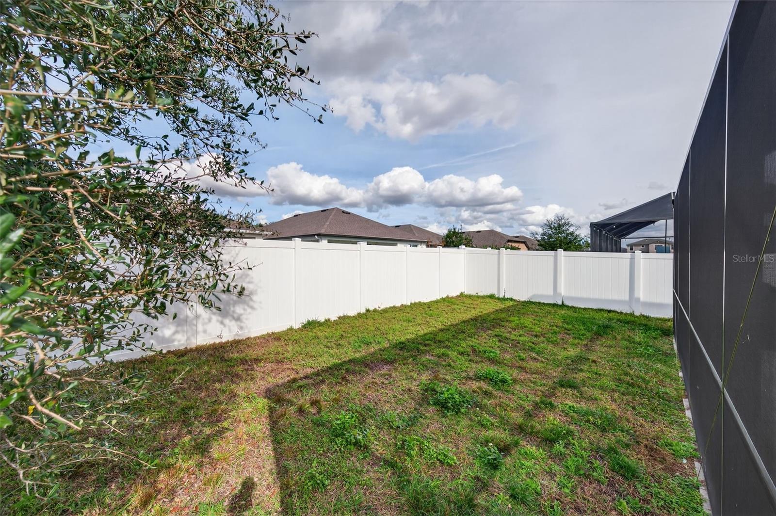 VILLAGES AT AVALON 3B-3 - Residential