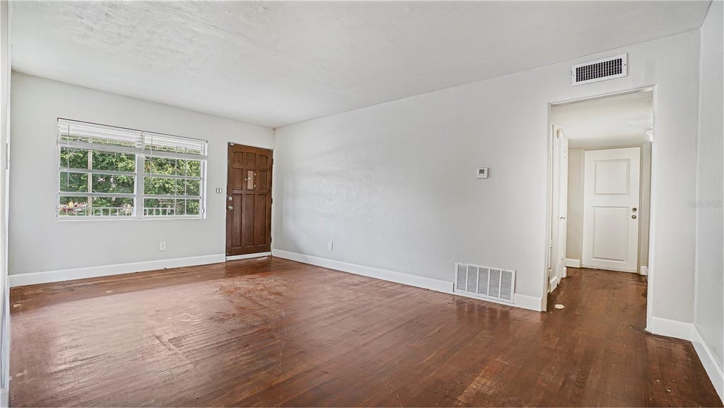Photo of 5518 Riviera Drive, Orlando, FL 32808 (MLS # O6439117)