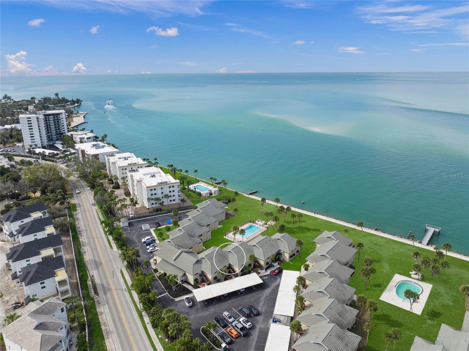 SEA VILLAGE - Residential