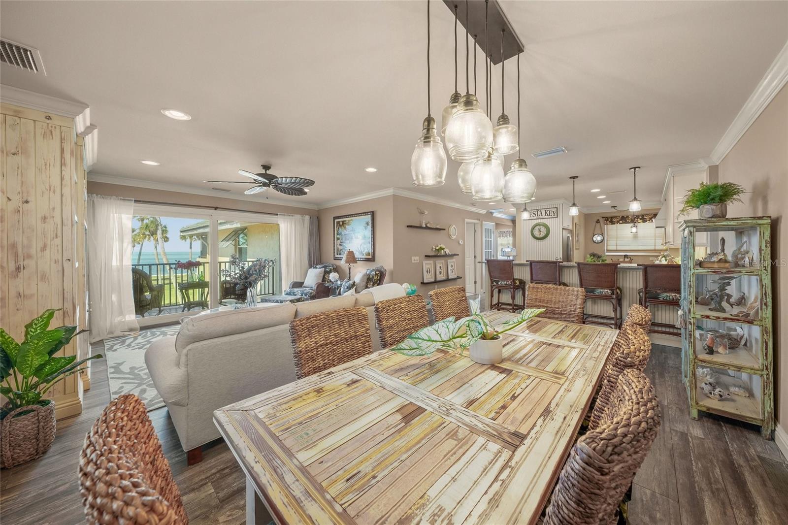 SEA VILLAGE - Residential