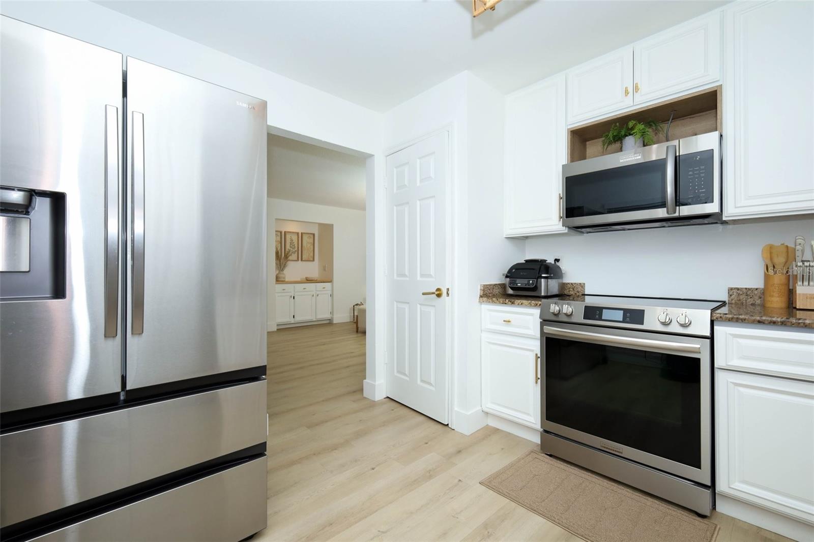 CLUBSIDE AT SABAL POINT A CONDO - Residential