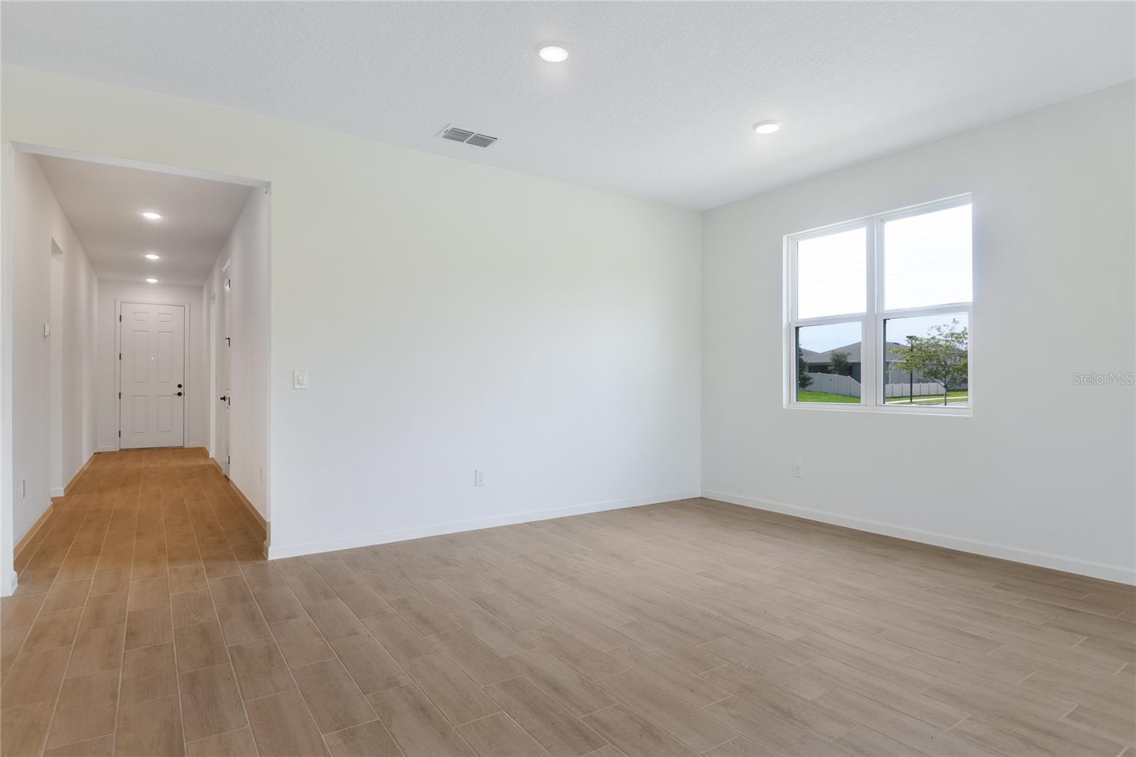 306 ALEXANDRITE STREET