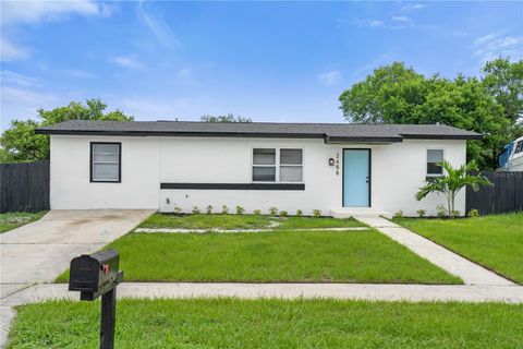 A home in DELTONA