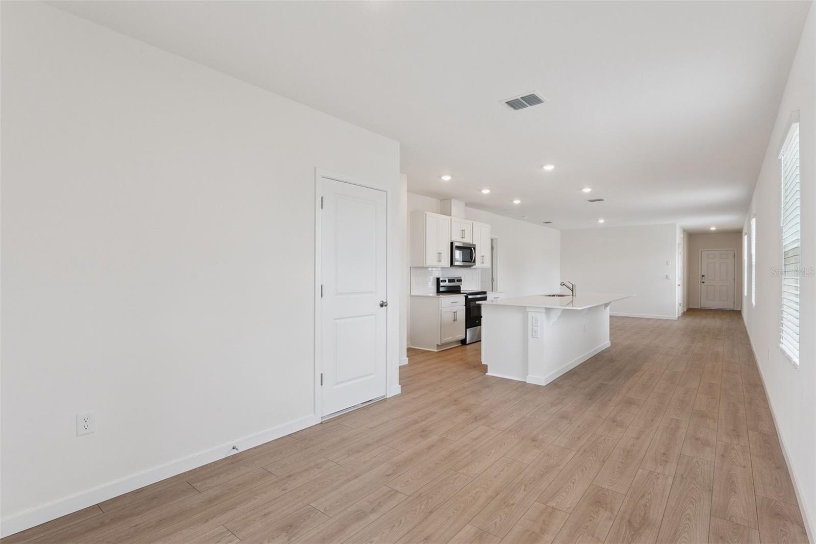 5198 BLANKET FLOWER STREET
