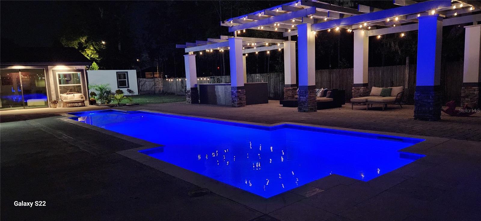 LIVINGSTON ACRES - Residential