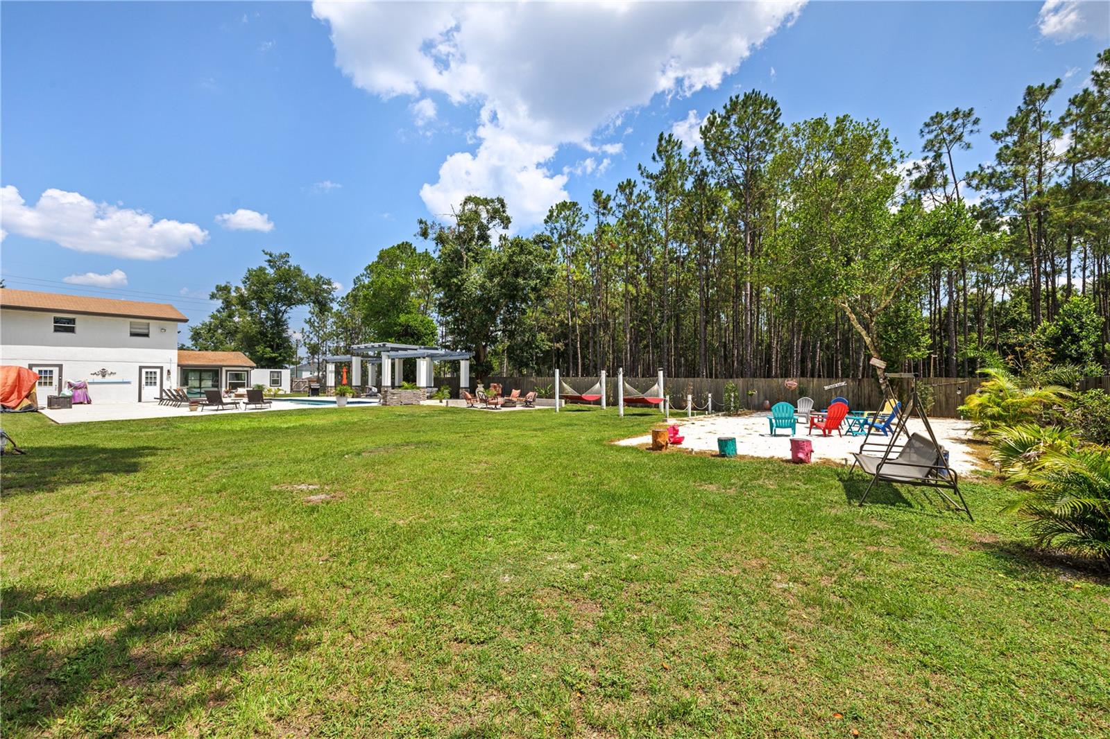 LIVINGSTON ACRES - Residential