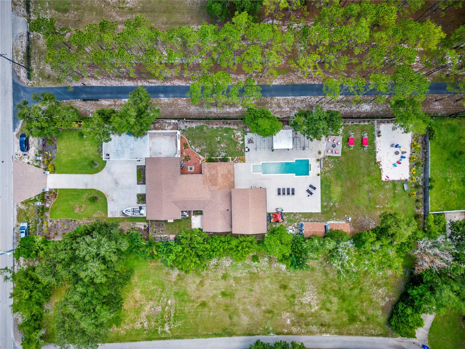 LIVINGSTON ACRES - Residential