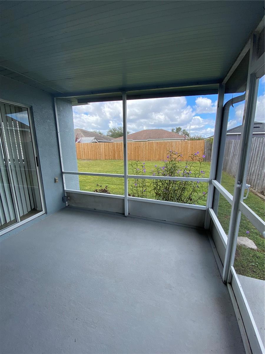 HEATHER LAKES UNIT XXI PH C - Residential Lease