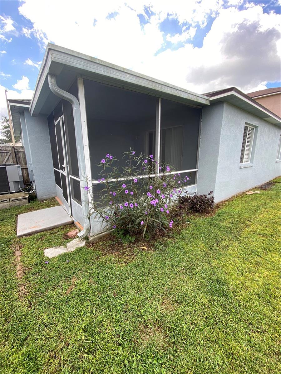 HEATHER LAKES UNIT XXI PH C - Residential Lease