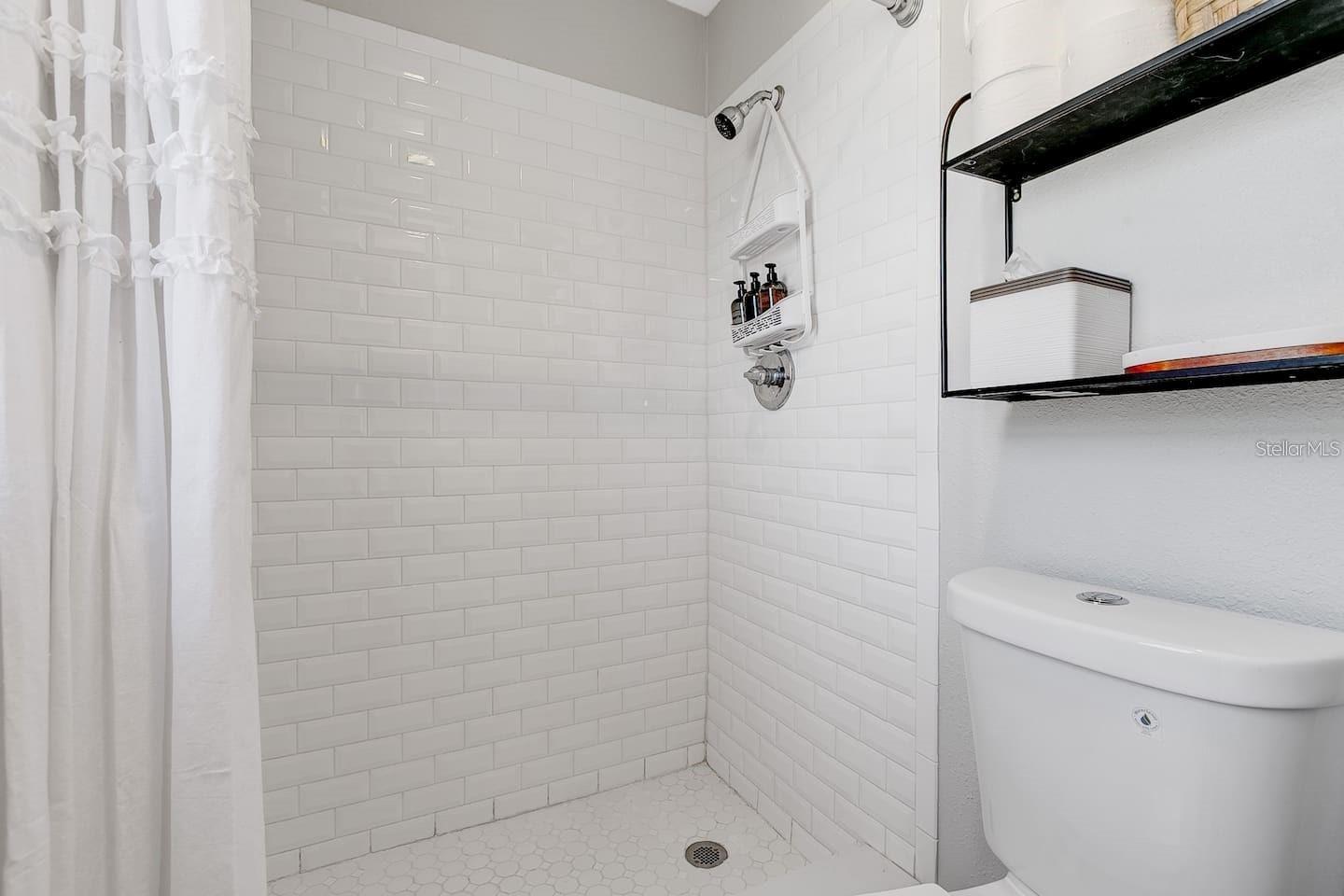 BLOOMINGDALE SEC J - Residential