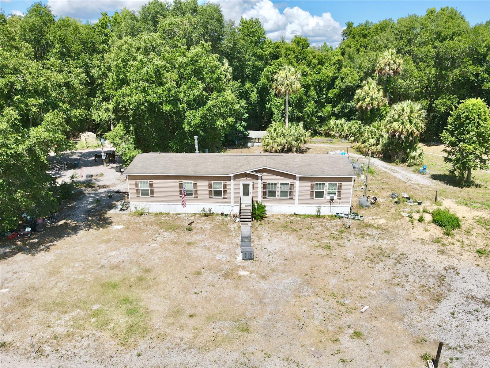 View CITRA, FL 32113 mobile home