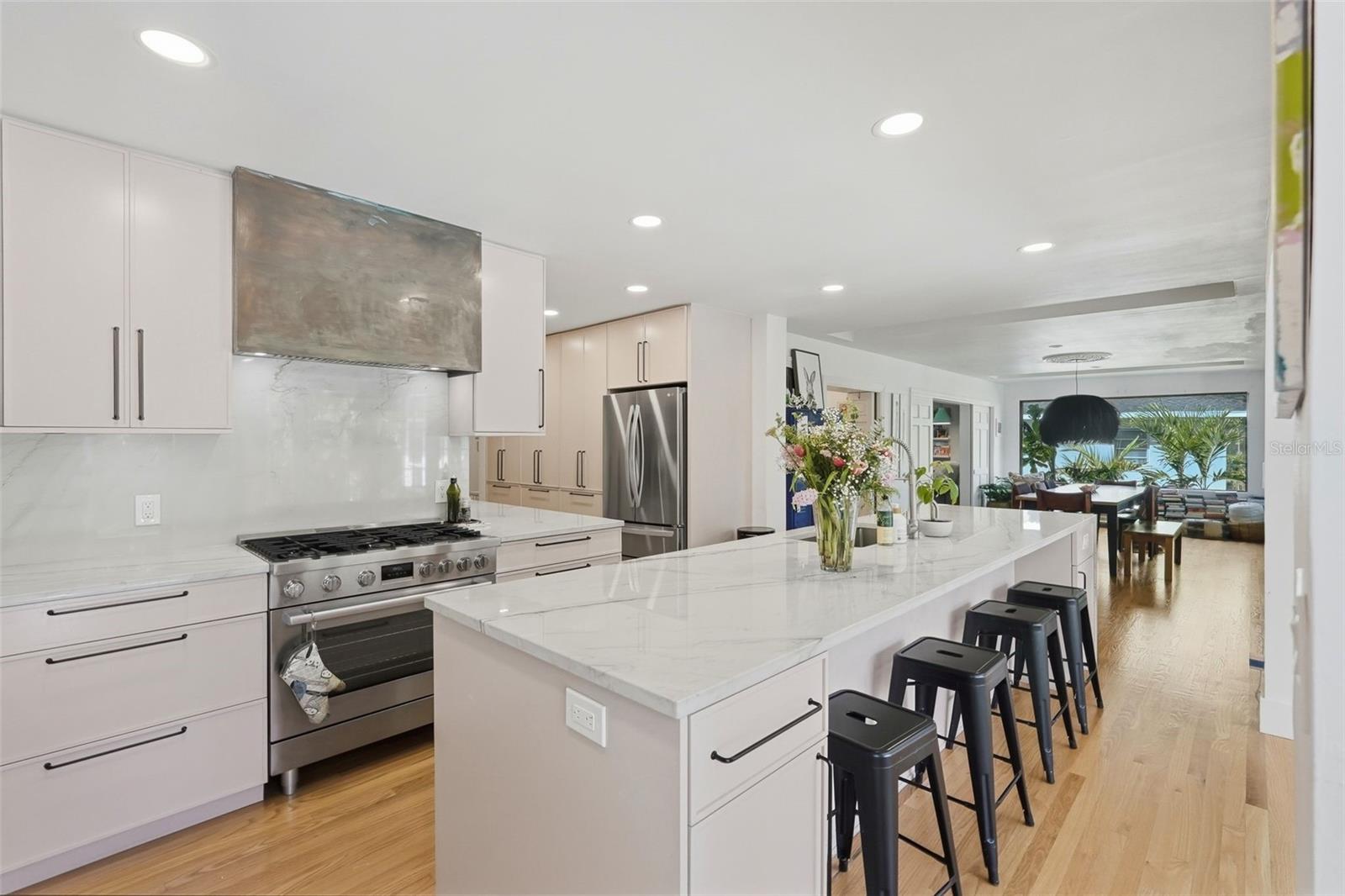 MONTICELLO PARK - Residential