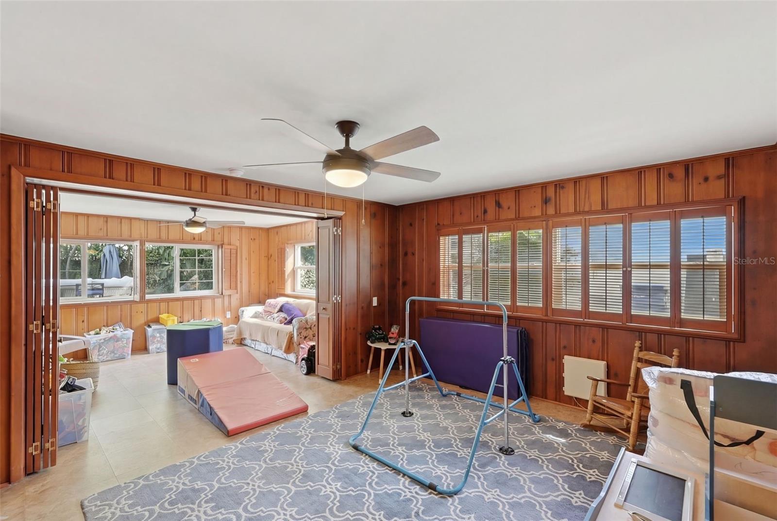 MONTICELLO PARK - Residential