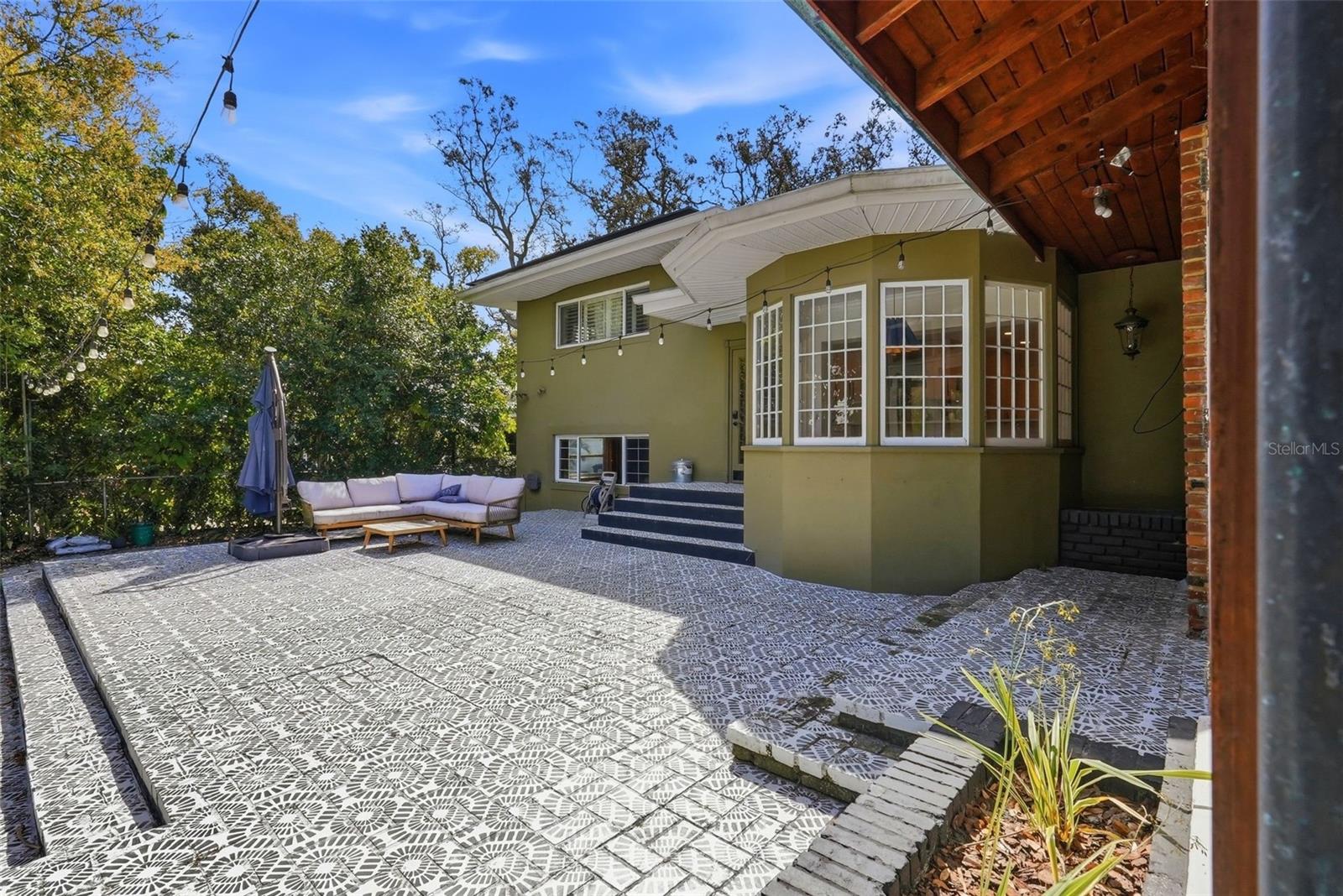 MONTICELLO PARK - Residential