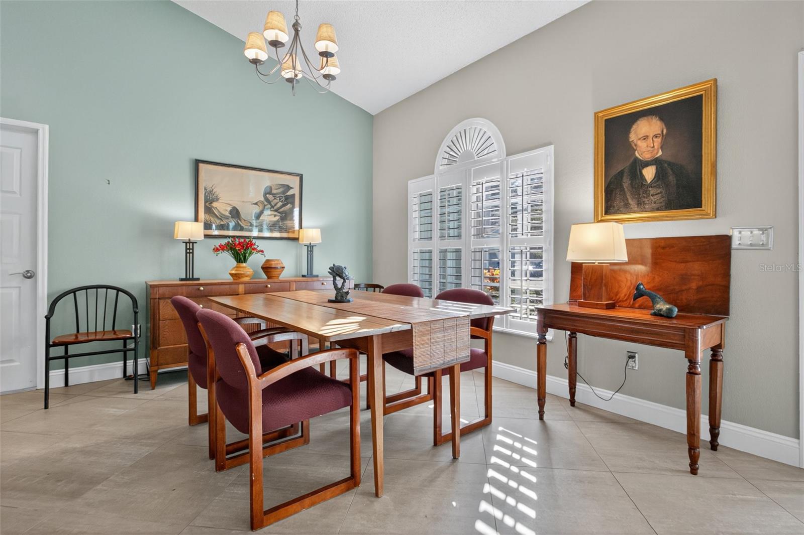 13807 FORESTSIDE COURT