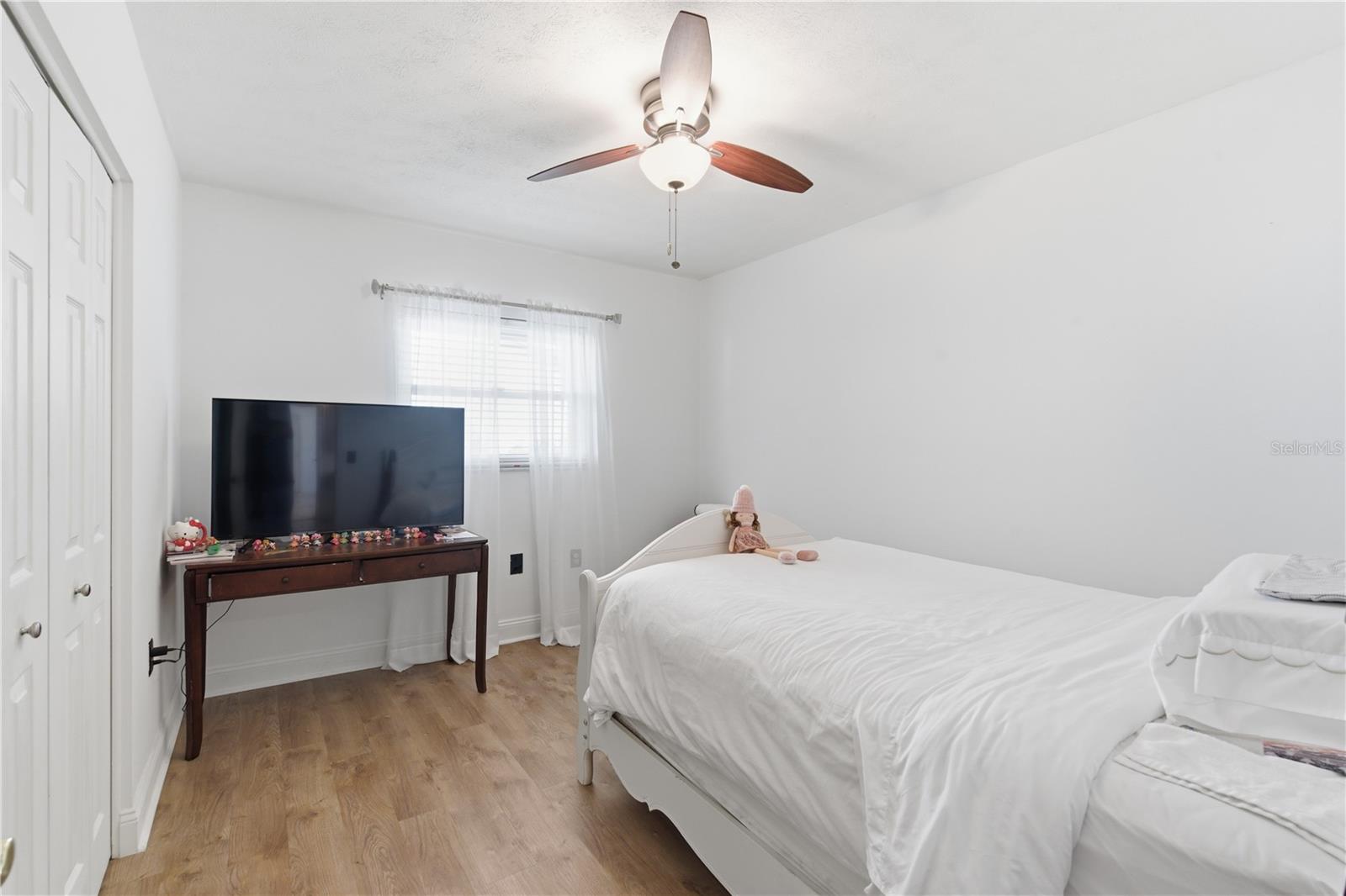 BRANDA VISTA UNIT 2 B - Residential