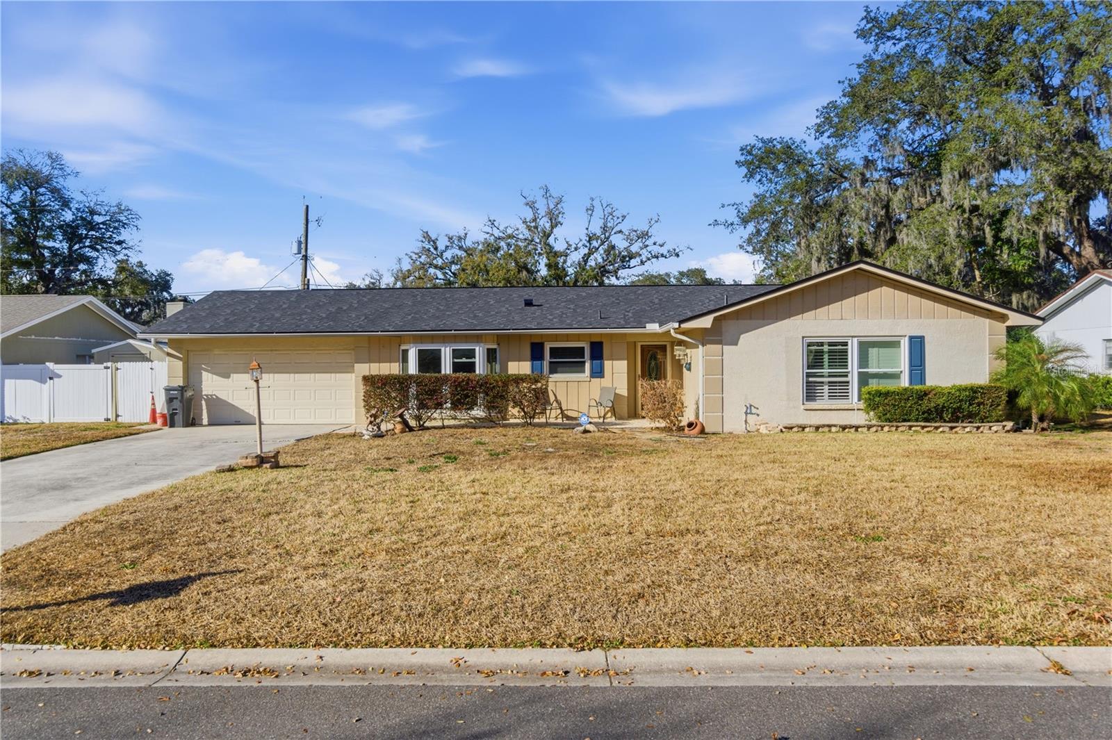 BRANDA VISTA UNIT 2 B - Residential