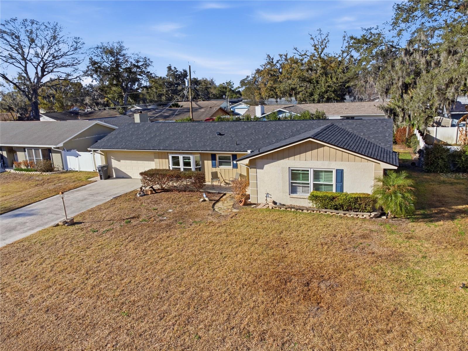 BRANDA VISTA UNIT 2 B - Residential