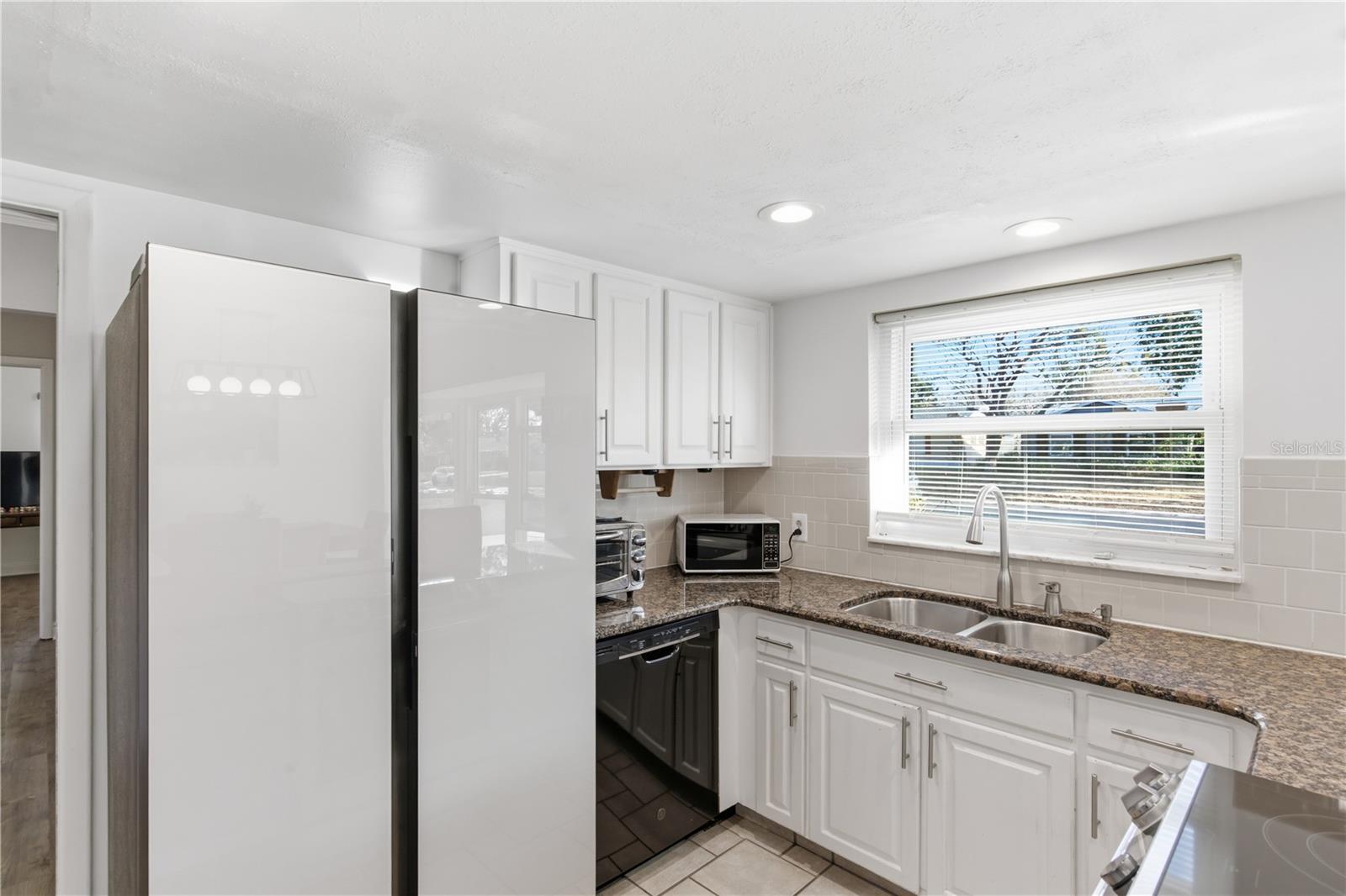 BRANDA VISTA UNIT 2 B - Residential