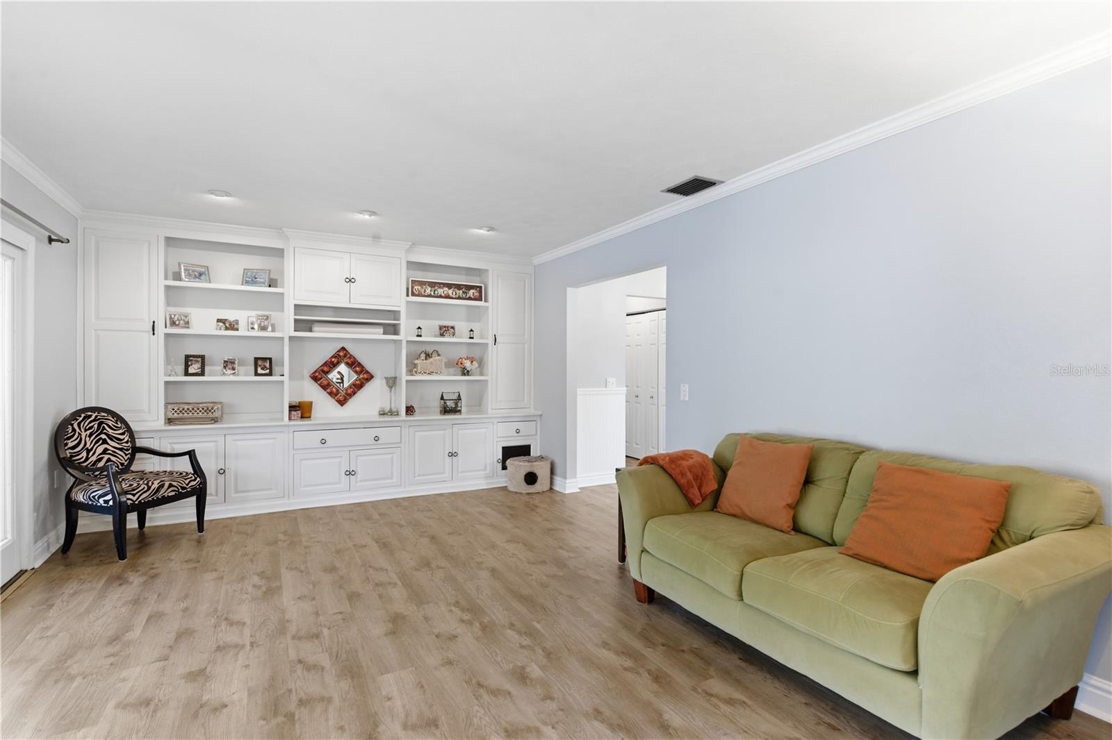 BRANDA VISTA UNIT 2 B - Residential