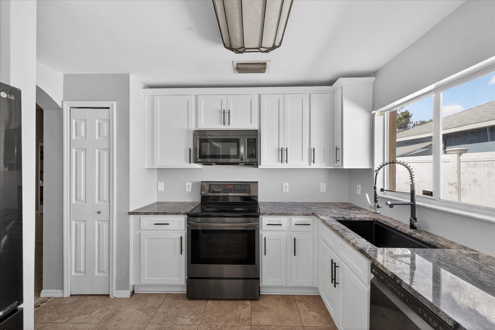 MEADOWBROOKE AT SUMMERFIELD UNIT 5A AND 5B - Residential