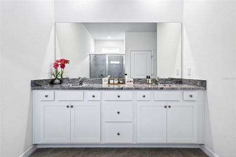 Tiny photo for 4975 NW 39th Loop, Ocala, FL 34482 (MLS # V4948891)