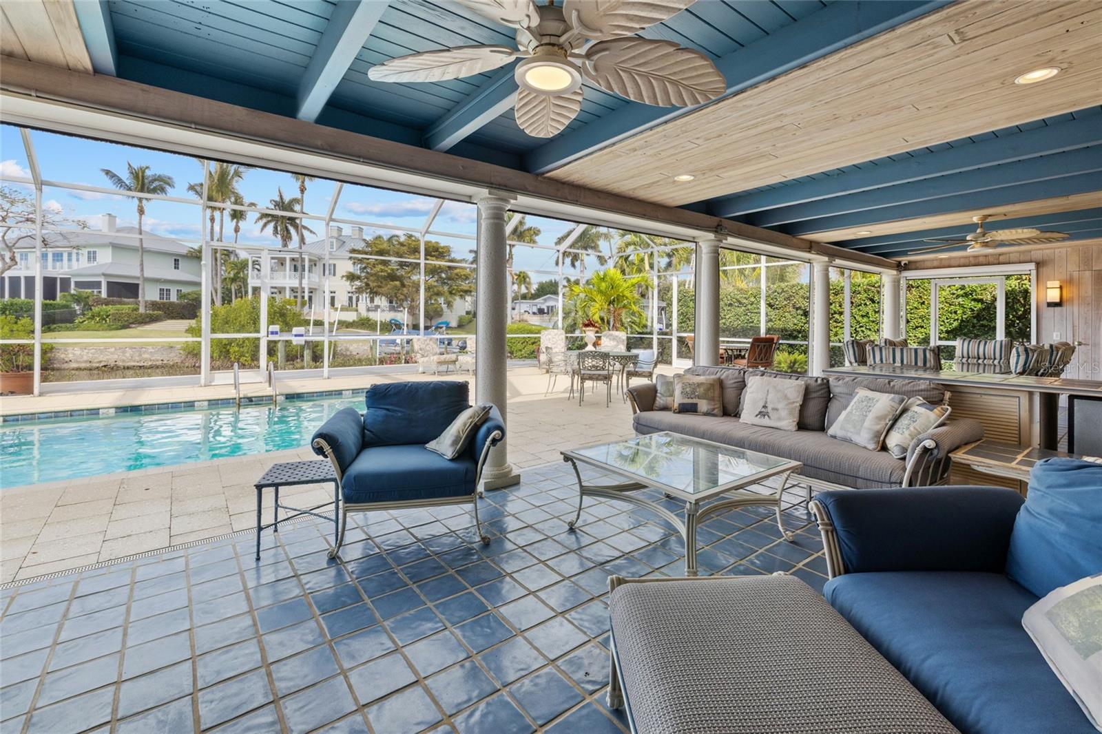 SOUTHPOINTE SHORES - Residential