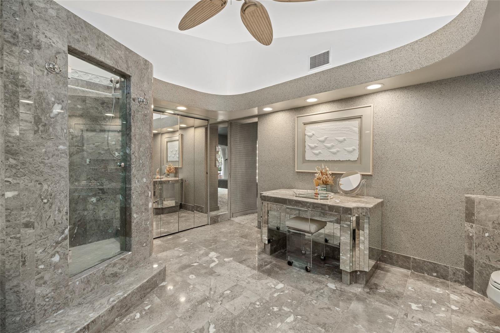 SOUTHPOINTE SHORES - Residential