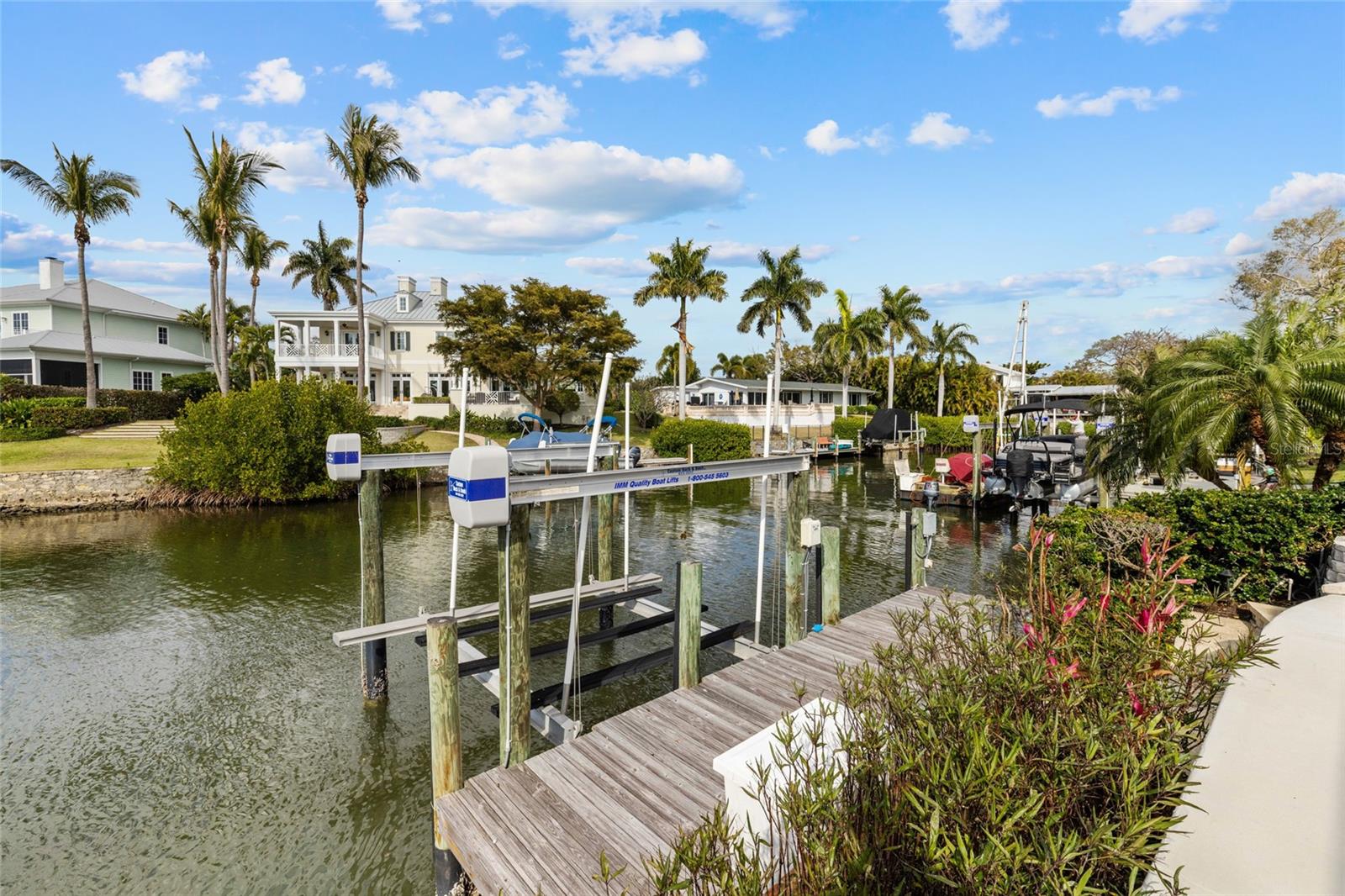 SOUTHPOINTE SHORES - Residential