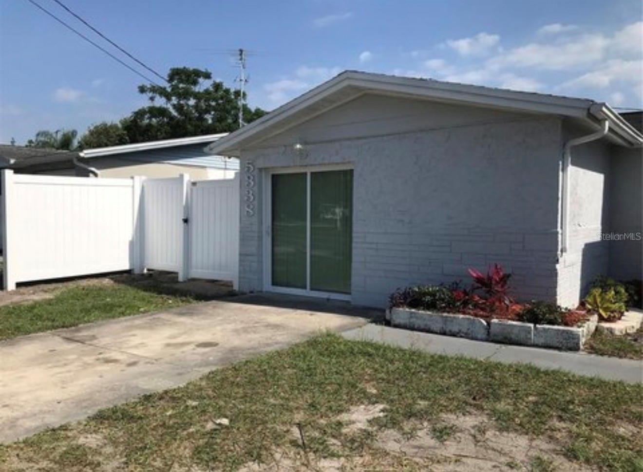 SPRING LAKE ESTATES - Residential