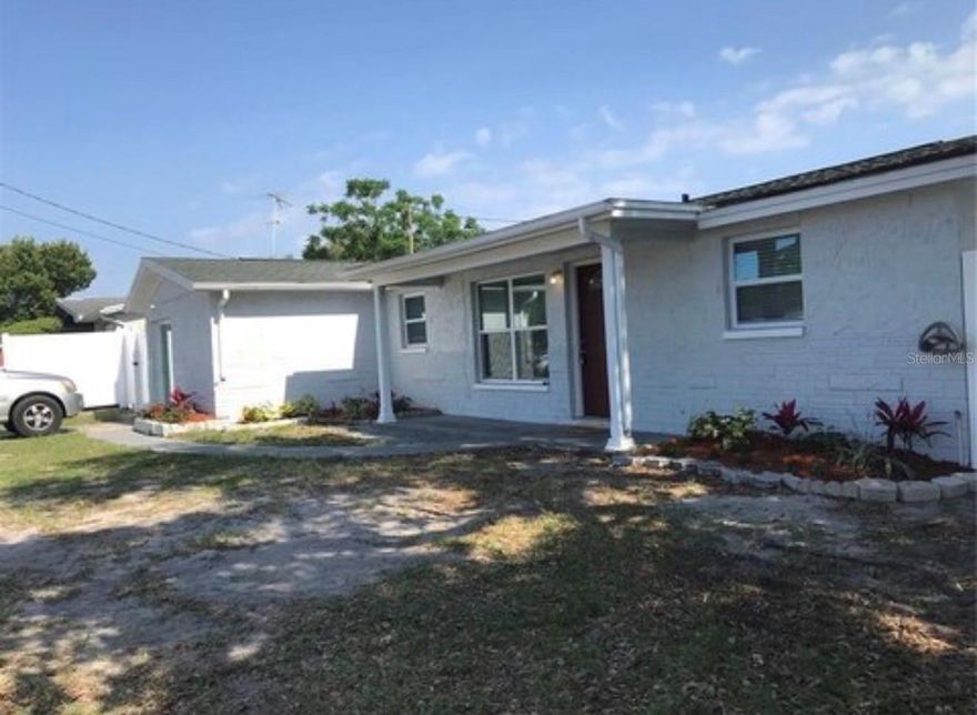 Investor special in the heart of New Port Richey! This 3-bedroom, 2.5-bath home offers 1,748 sq ft of living space with strong value-add potential. Built in 1969, this property is perfect for a fix-and-flip, rental income, or long-term hold.
Located in a high-demand area with no HOA, this home sits on a 6,098 sq ft lot and features a functional layout ready for updates. Comparable homes in the area support strong resale value, making this an excellent opportunity to maximize returns.
Conveniently positioned near shopping, dining, and major highways. Whether you’re an experienced investor or looking for your next project, this is a deal you don’t want to miss.
Cash or renovation loans preferred. Act fast—opportunities like this don’t last!