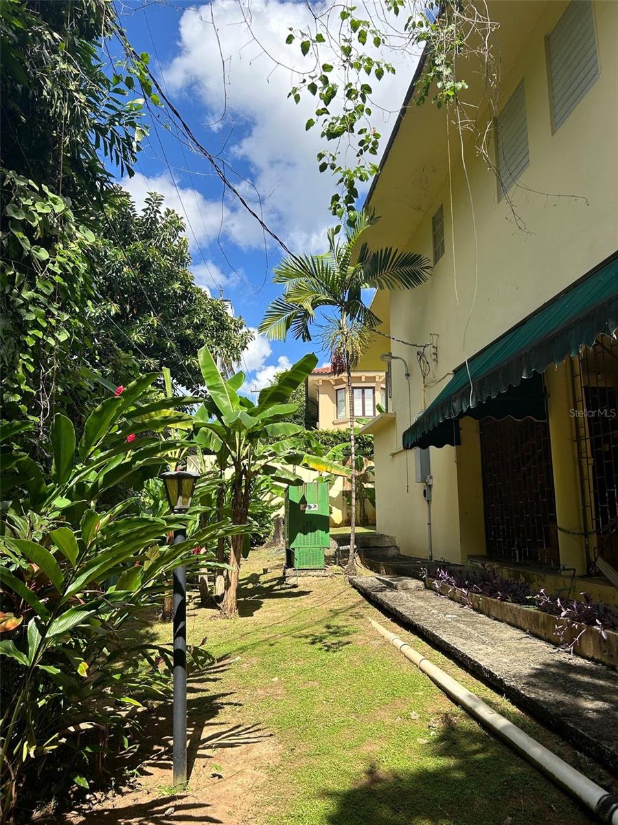 URB GARDEN HILLS NORTE - Residential