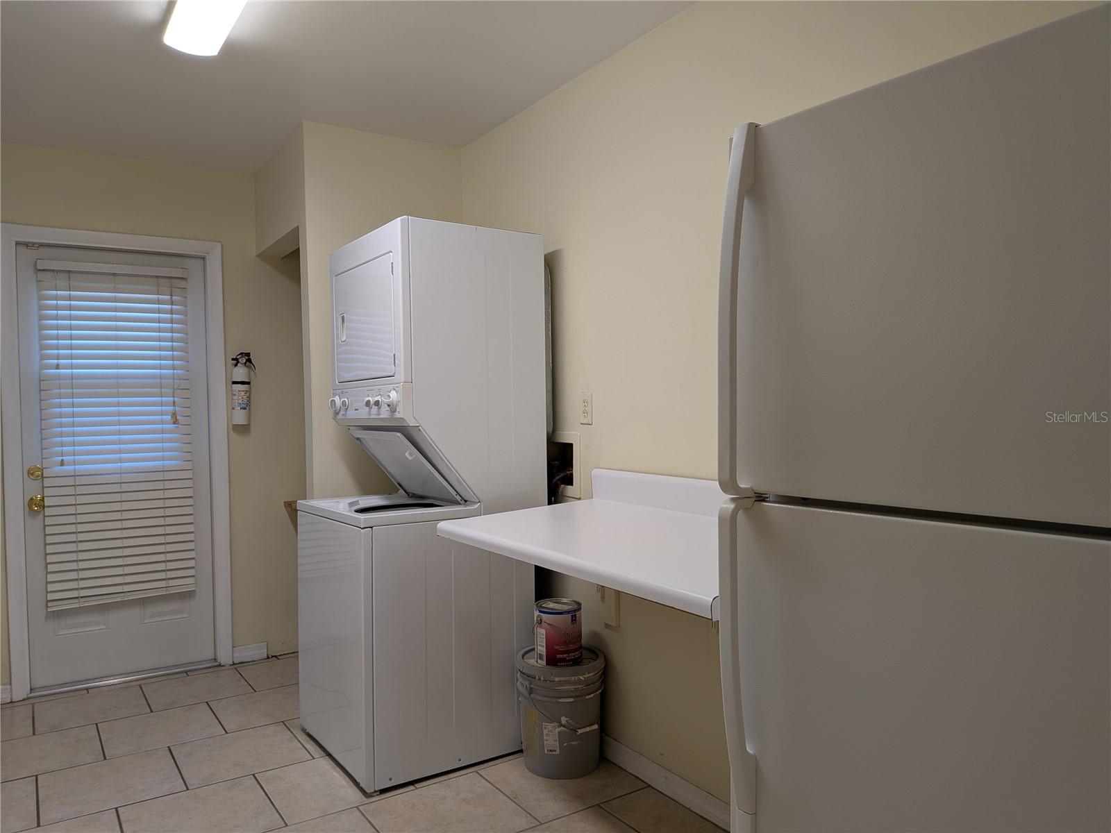 HIDDEN RIDGE CONDO - Residential Lease