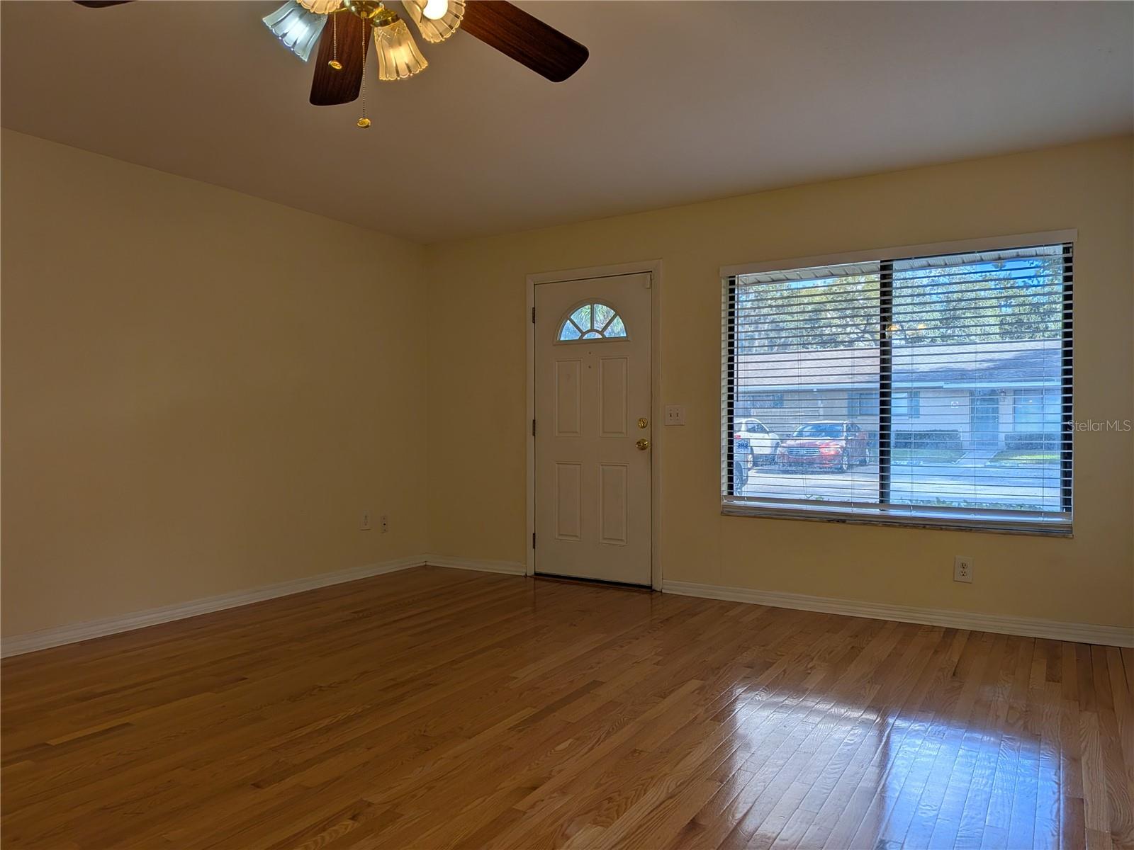 HIDDEN RIDGE CONDO - Residential Lease