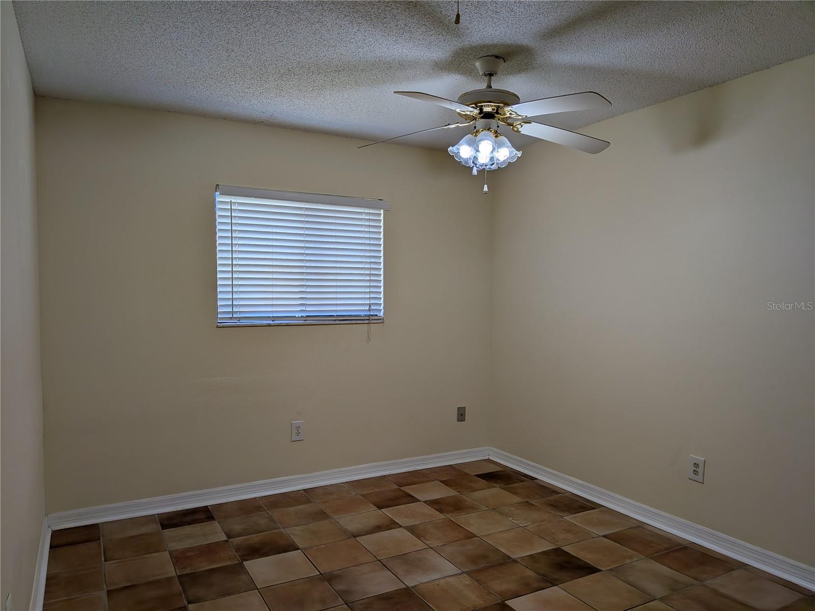 HIDDEN RIDGE CONDO - Residential Lease