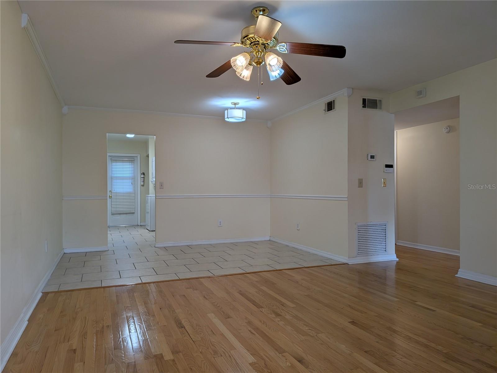 HIDDEN RIDGE CONDO - Residential Lease