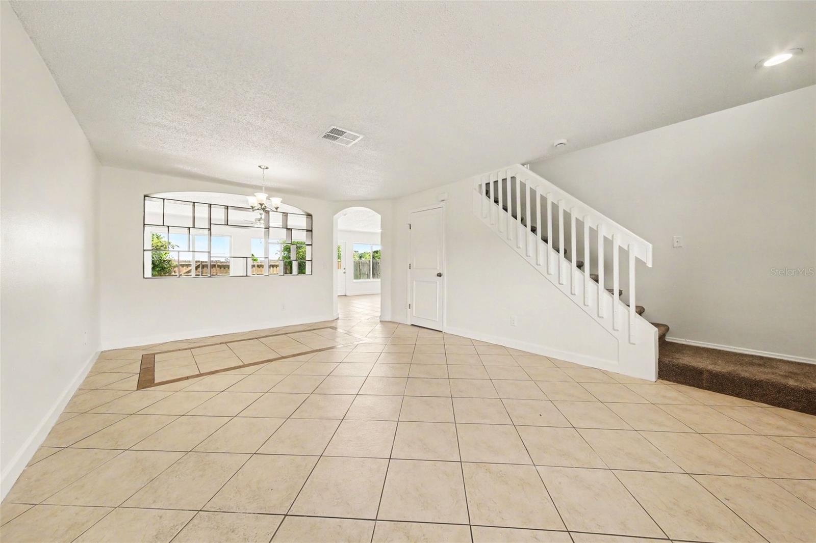 1365 IVY MEADOW DRIVE
