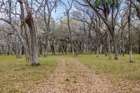Tiny photo for Forest 02 Road, Umatilla, FL 32784 (MLS # G5109487)