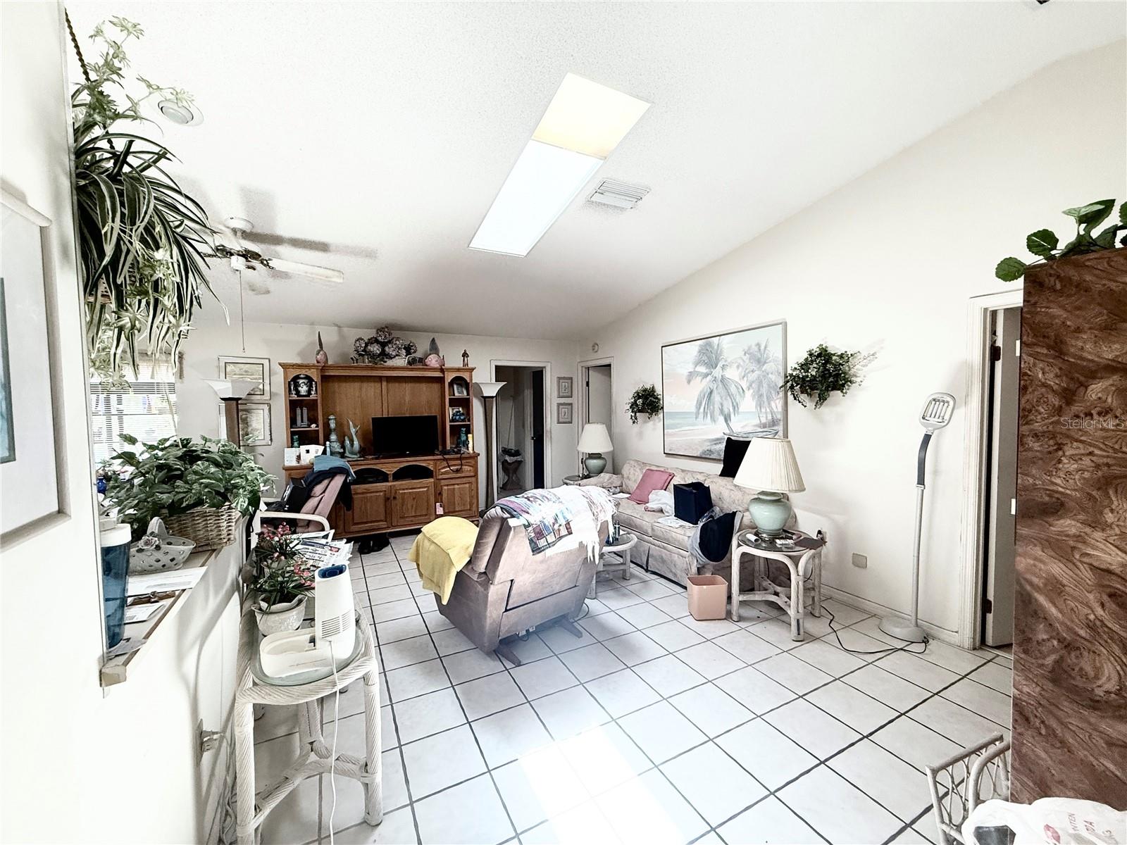 10 BRADLEY PLACE