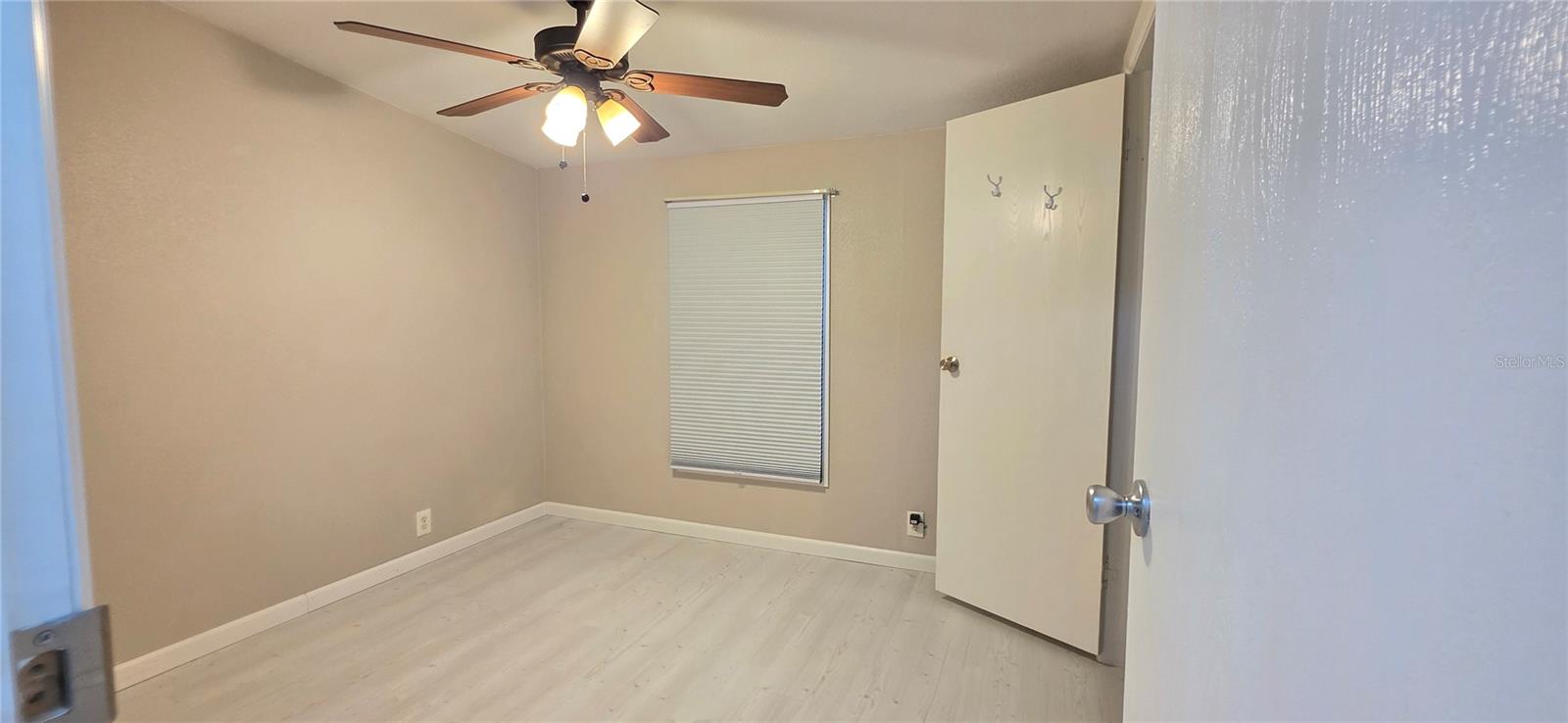 COUNTRY KNOLL PH 02 - Residential